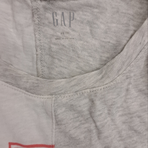 GAP Tank Top - Picture 2 of 5